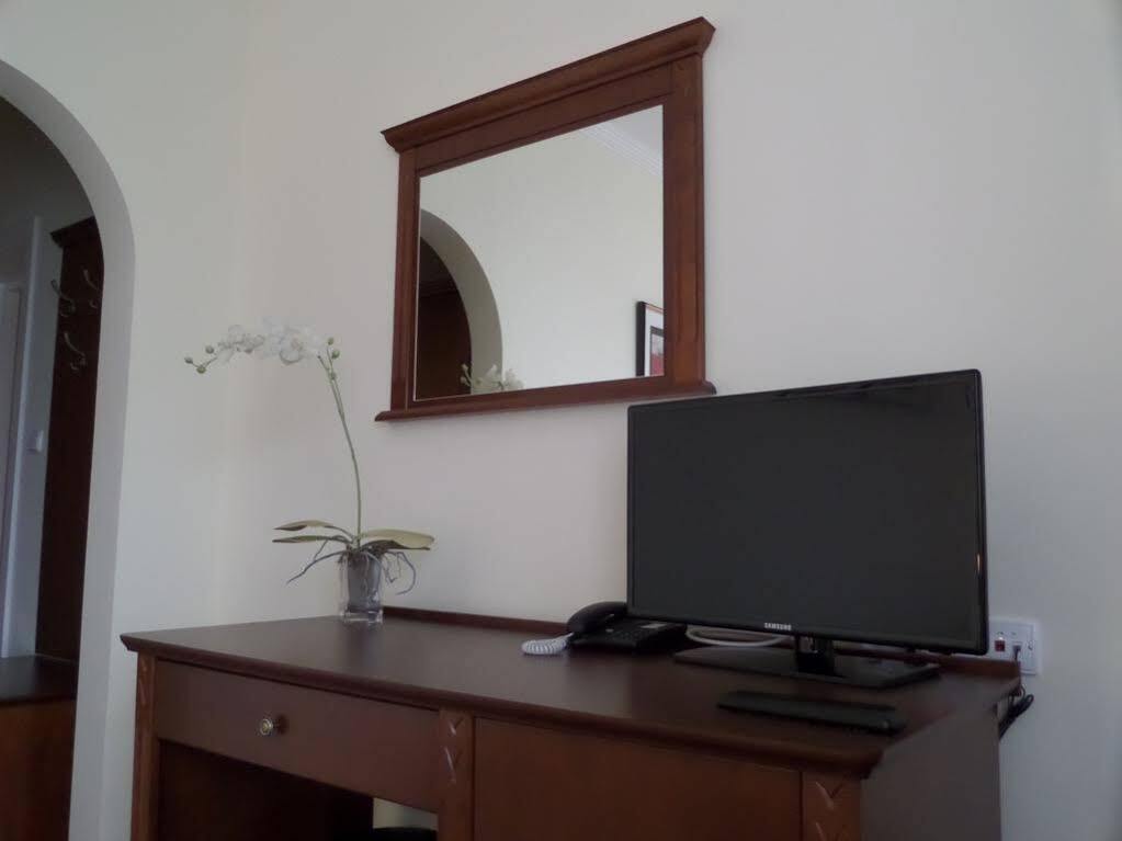 Astoria Bed & Breakfast Swarzędz Extérieur photo